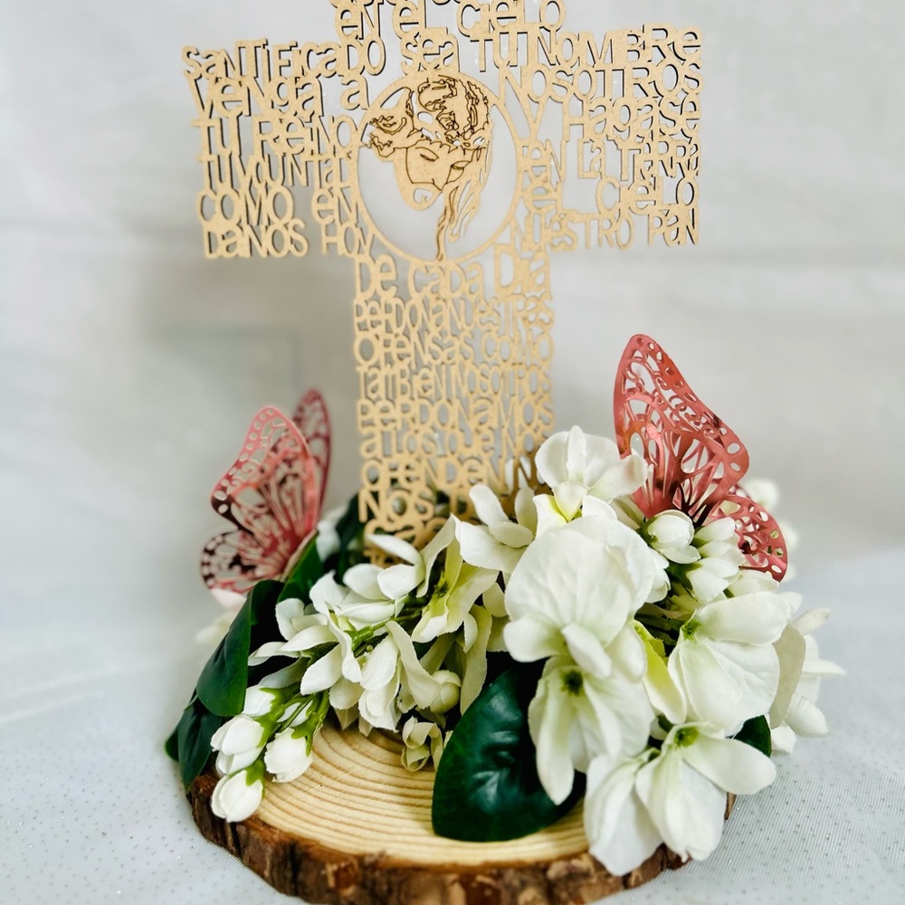 Cross butterfly 🦋 Centerpiece